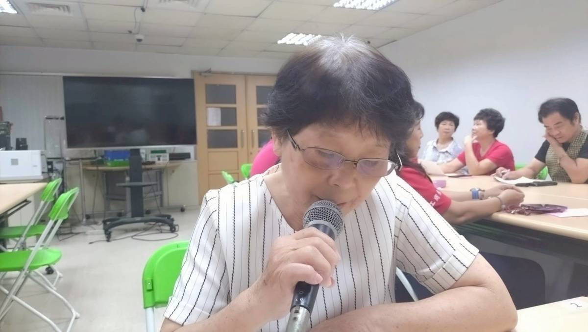 心樂齡學苑：台南市北區樂齡學習中心學員 林秀月 談 ~ 樂齡學習心得。