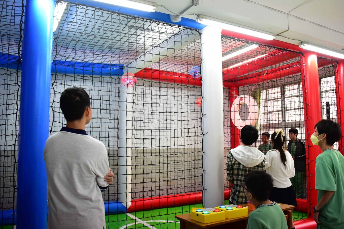 北投國中與中正高中組成跨校社團，學生挑戰無人機足球任務