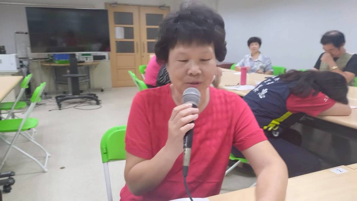 心樂齡學苑：台南市北區樂齡學習中心學員 涂繡瓊 談 ~ 樂齡學習心得。