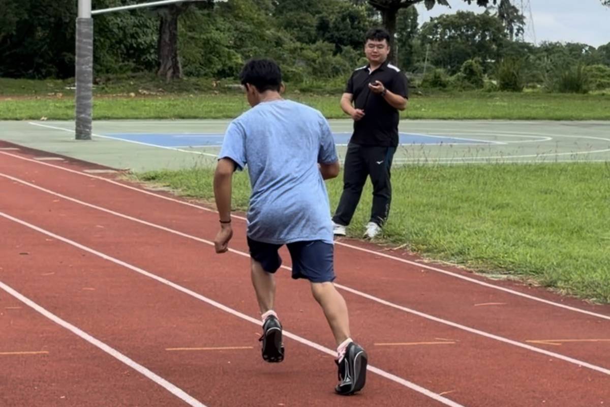 陳麒安老師陪同邱奇希特訓的情況