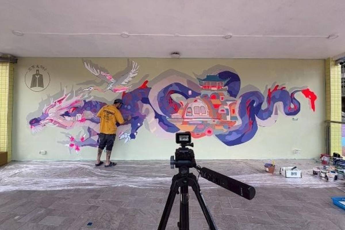 藝術家Psoman創作壁畫