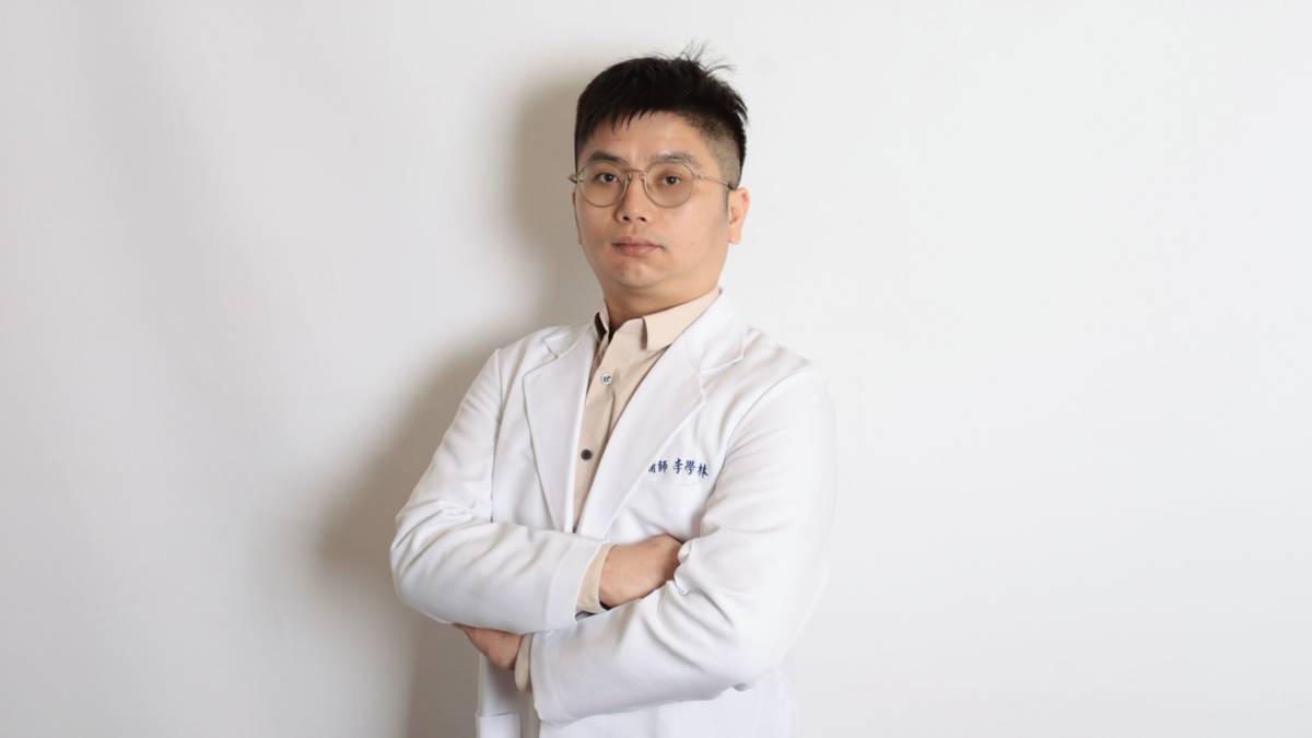 心臟科醫師李學林說明血管碎石術如何協助病患