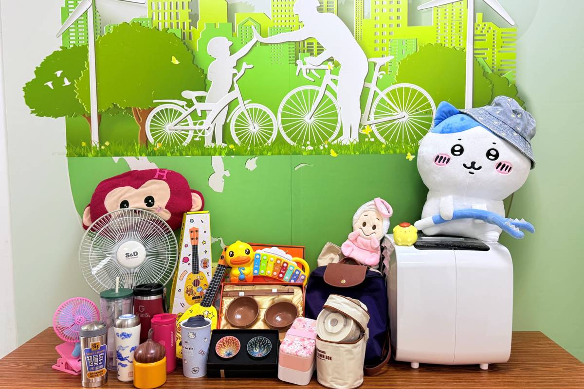 民眾愛心捐贈的物資