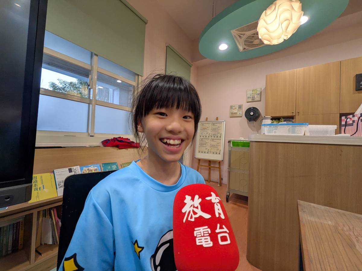 學生蕭江微分享，看到蒸熟的「雞母狗仔」覺得很驚喜，捨不得吃

