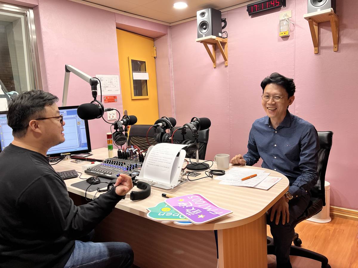 陳沛淳建築師到教育電臺「職想和你聊聊天」分享職涯經歷