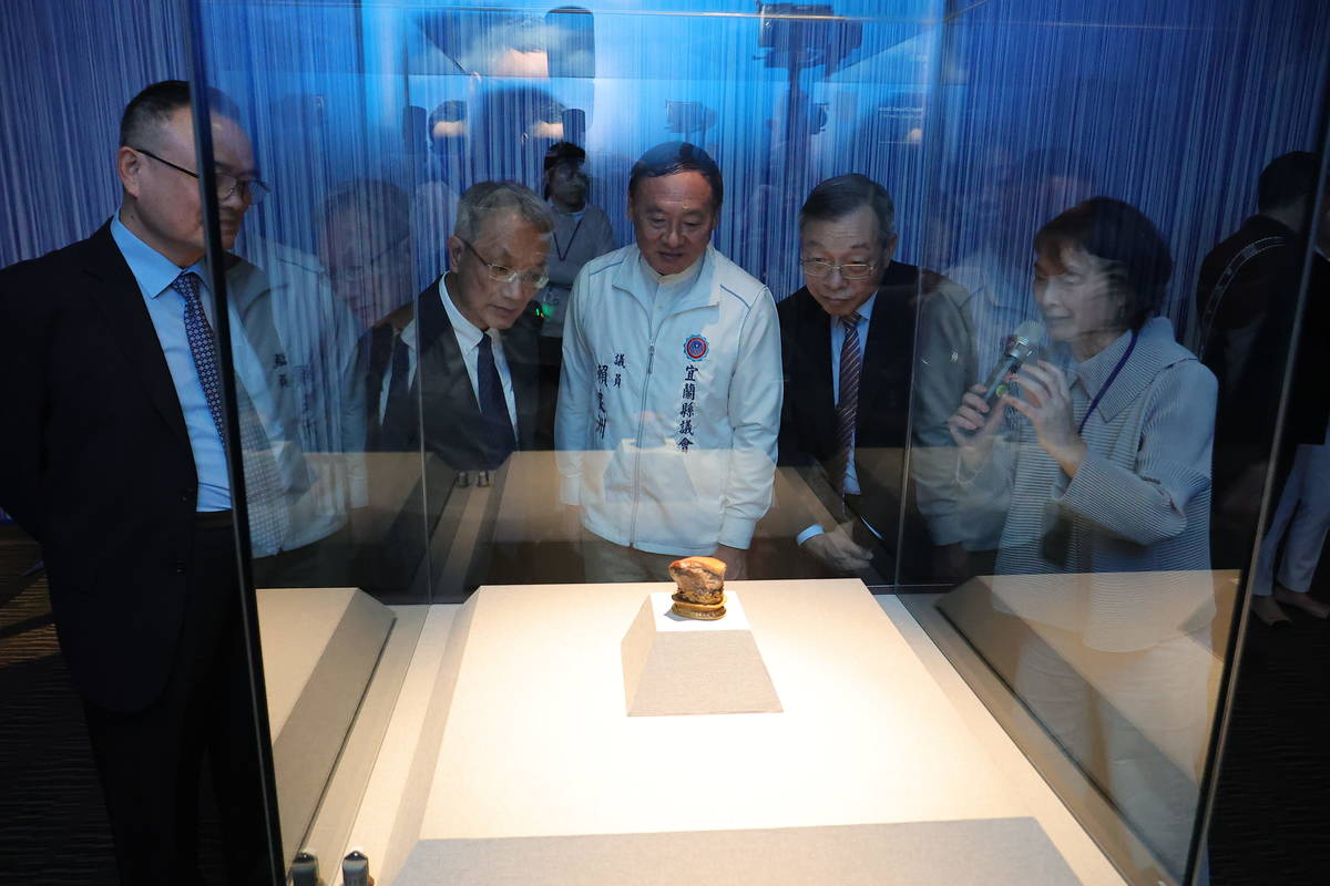 蘭陽平原資源豐富，展出的肉形石乍看就像熱騰騰的東坡肉，不僅展現精湛雕工，也滿溢文化韻味與歷史情境。