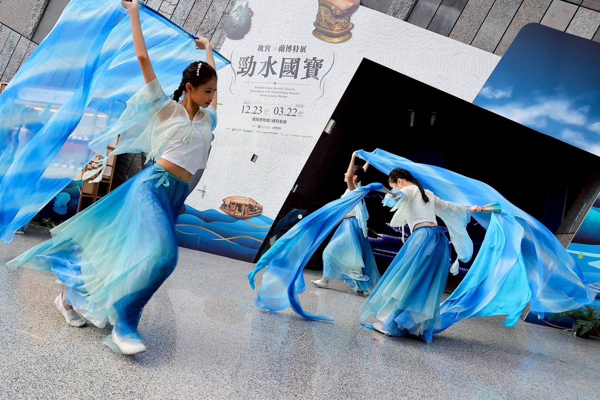 開幕儀式蘭陽舞蹈團所呈現「天地向陽．生生不息」，象徵宜蘭縣與國立故宮博物院，共同為臺灣文化史寫下的一頁新篇章。