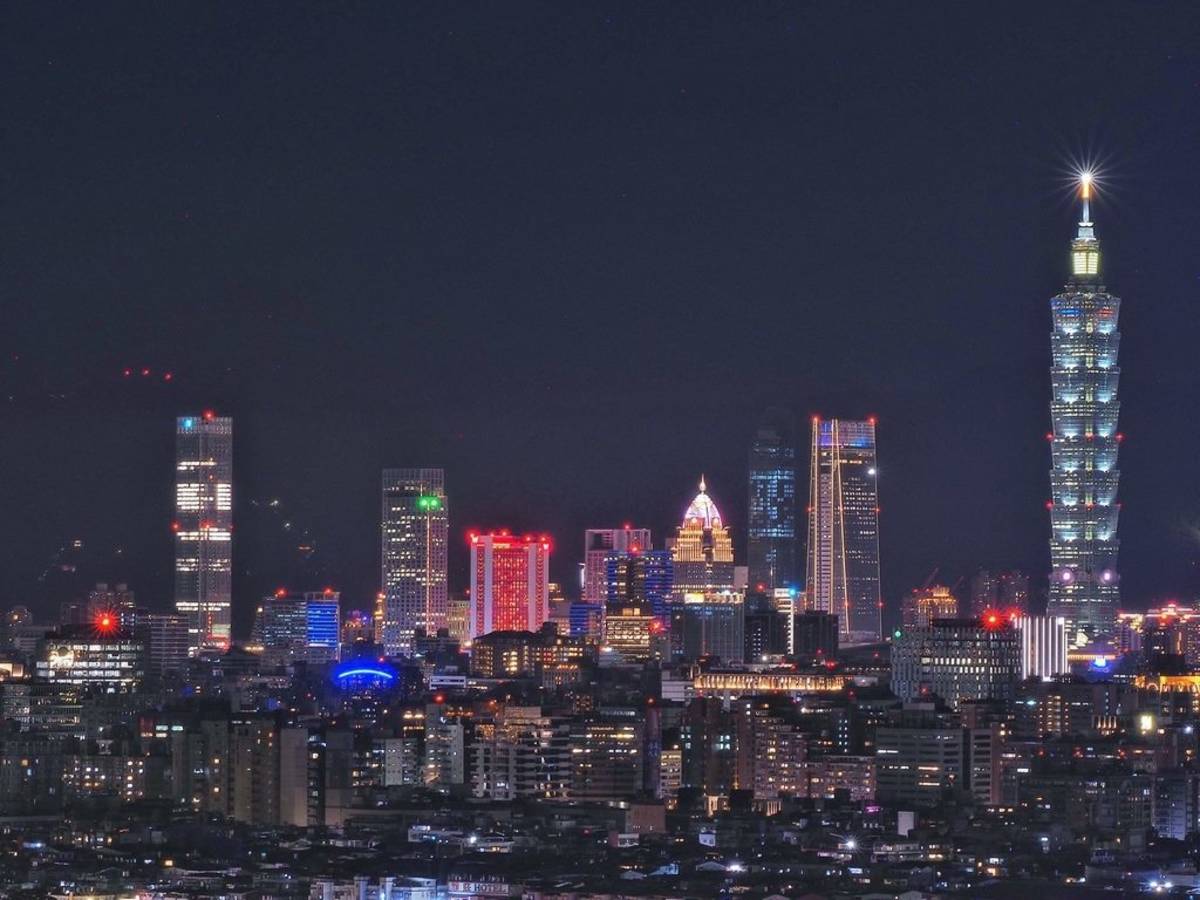 圓山風景區的觀景平臺成了近期熱門看煙火景點