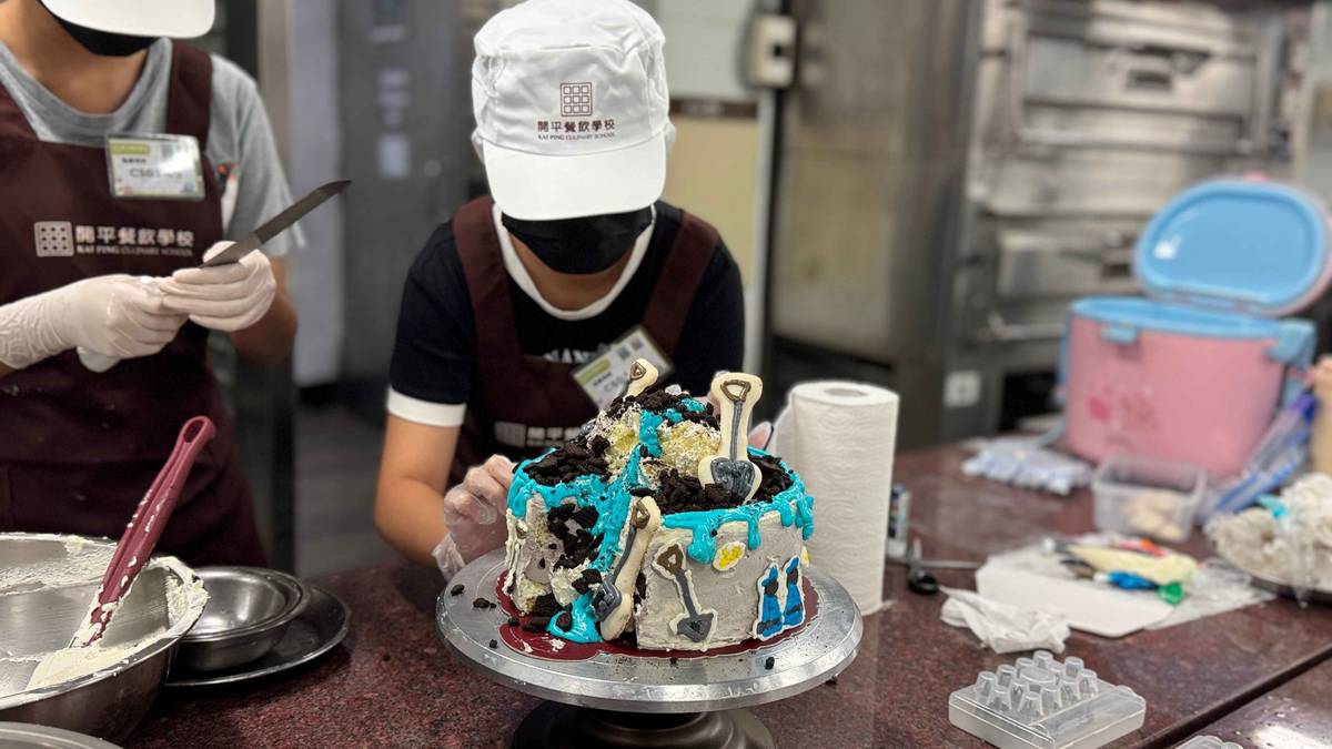 第27屆開平餐飲主廚盃以「臺灣之美」為蛋糕裝飾賽題目，鏟子超人也成為選手創作靈感
