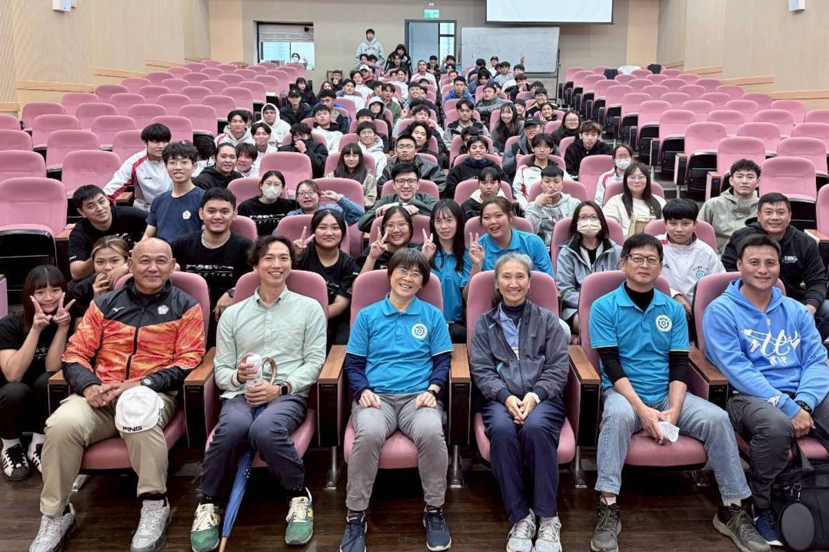 東大第九屆知識發表會以「競在科學、勝在表現」為主題，吸引校內外師生及關心競技運動發展的相關人士共襄盛舉。