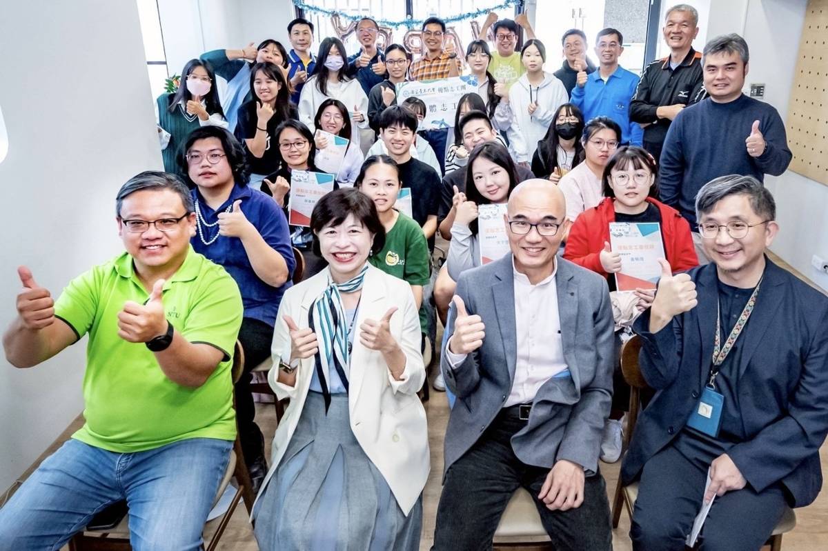 臺東大學在心理輔導組辦公室舉辦「學生優點志工團成立大會」，希望透過整合校內資源與學生志願服務力量，建立更友善、支持與互助的校園環境，陪伴學生穩定成長。