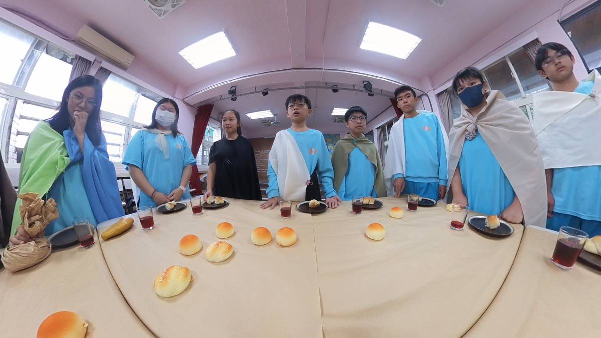 飛船穿梭蒙娜麗莎之窗 新北中正國中辦「穹頂玩藝」特展