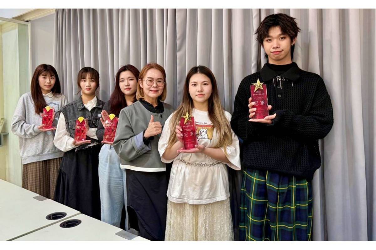 弘光科技大學美髮造型設計系，抱回雙人妝髮接力賽、商業剪髮設計、時尚包頭設計及創意包頭四座冠軍獎盃。