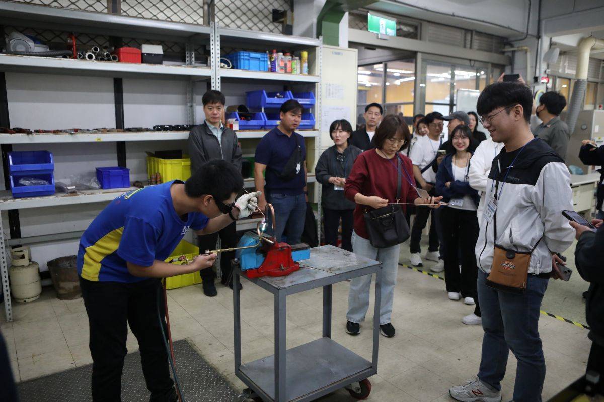 冷凍空調選手展示專業技能