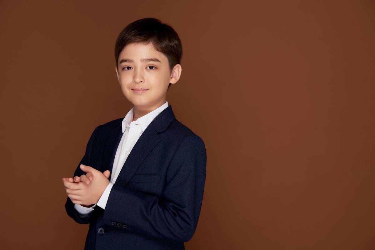 13歲的陶麥可目前就讀英國曼紐因學校，長期接受國內外名師指導