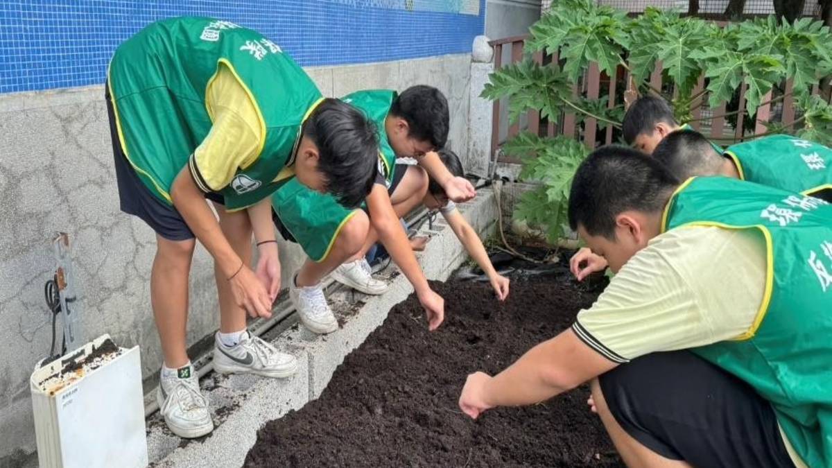 113學年度校園菸檳危害防制教育推廣績優成果評選-特優-新北市永和國民中學-讓三類學生參與食農創作，分散注意力，試找到自己的成就感