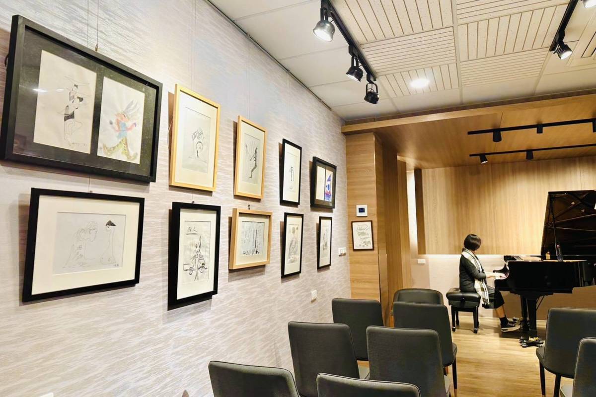 《楊茂秀的哲學思考習畫展》現場照