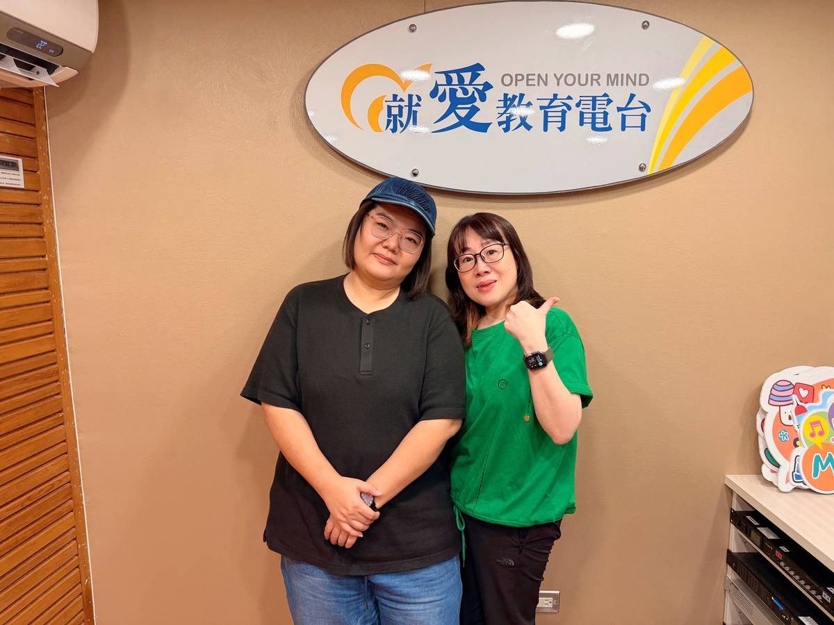 愫芬主任(右)與怡婷主任分享如何尋找適合的保母