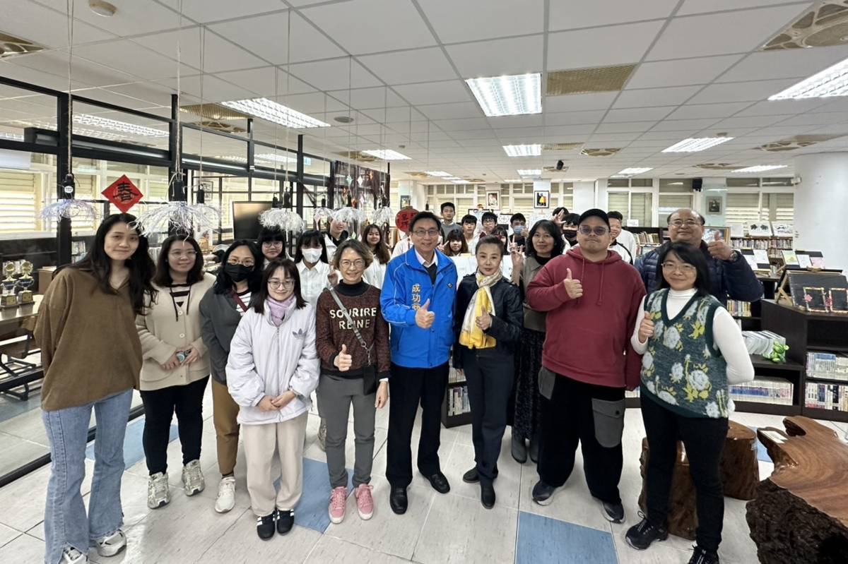 全體師生大合照