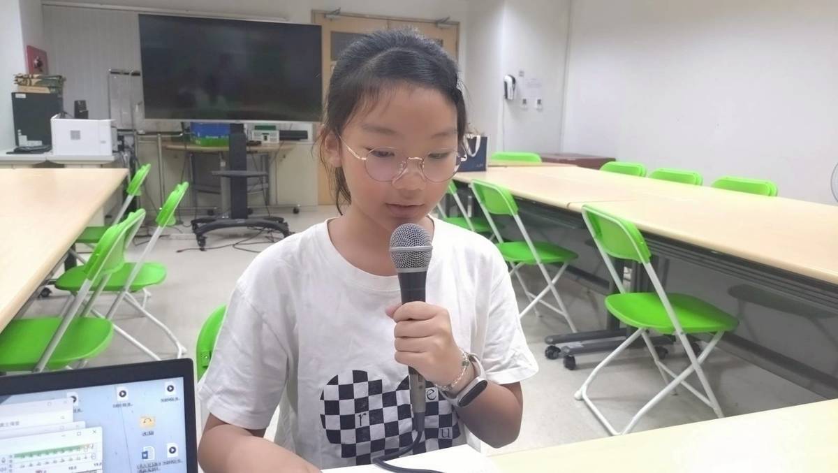 校園小主播：文昌國小 張佳凰 同學 談 ~ 家鄉故事繪本



