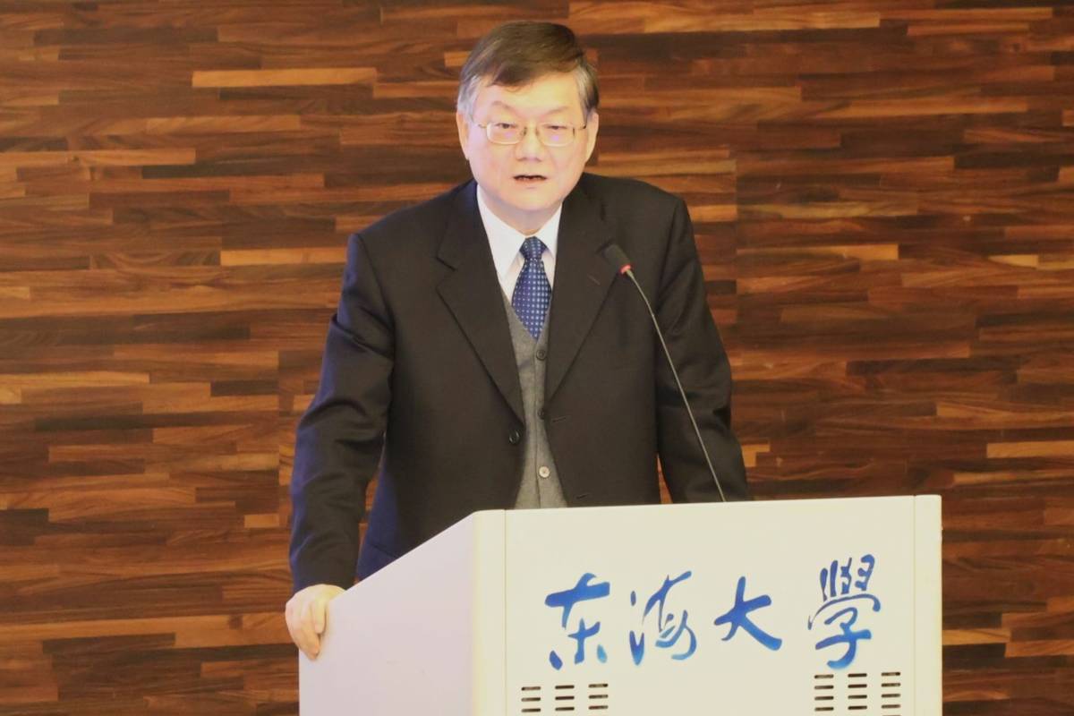 全國工業總會最高顧問杜紫軍，演講「產業轉型與國家競爭力—如何強化永續競爭力？」。 