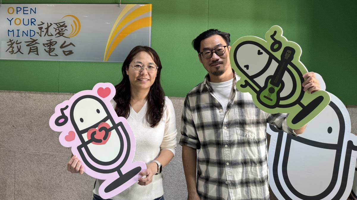 設計師阿燦(右)有時會認為設計不是非必要也不一定是加分