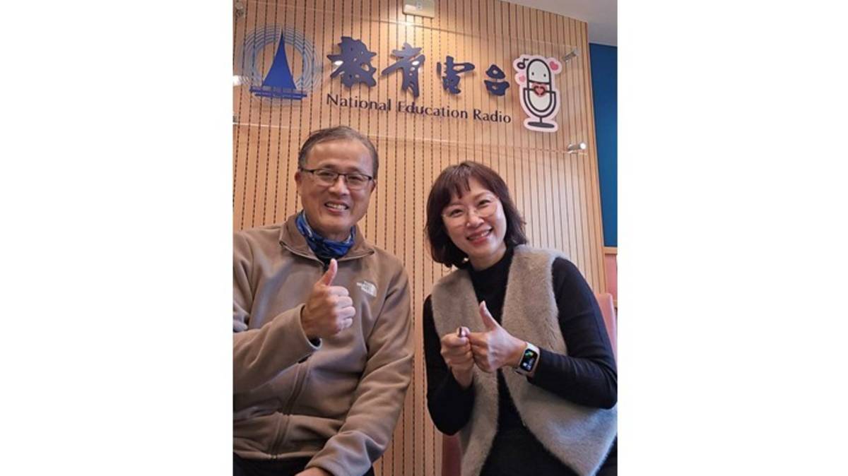 小風與司長合影